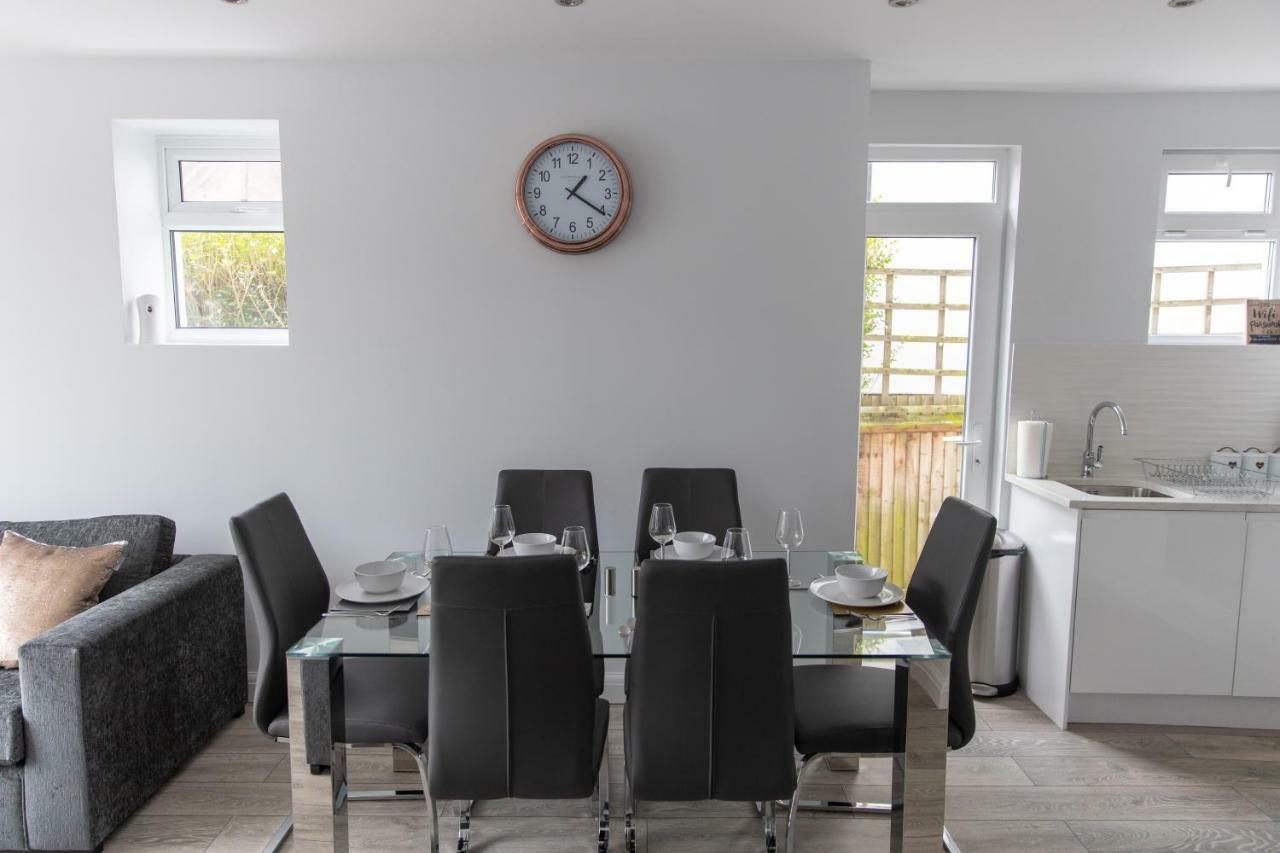 London Northwick Park Serviced Apartments By Riis Property Harrow Luaran gambar