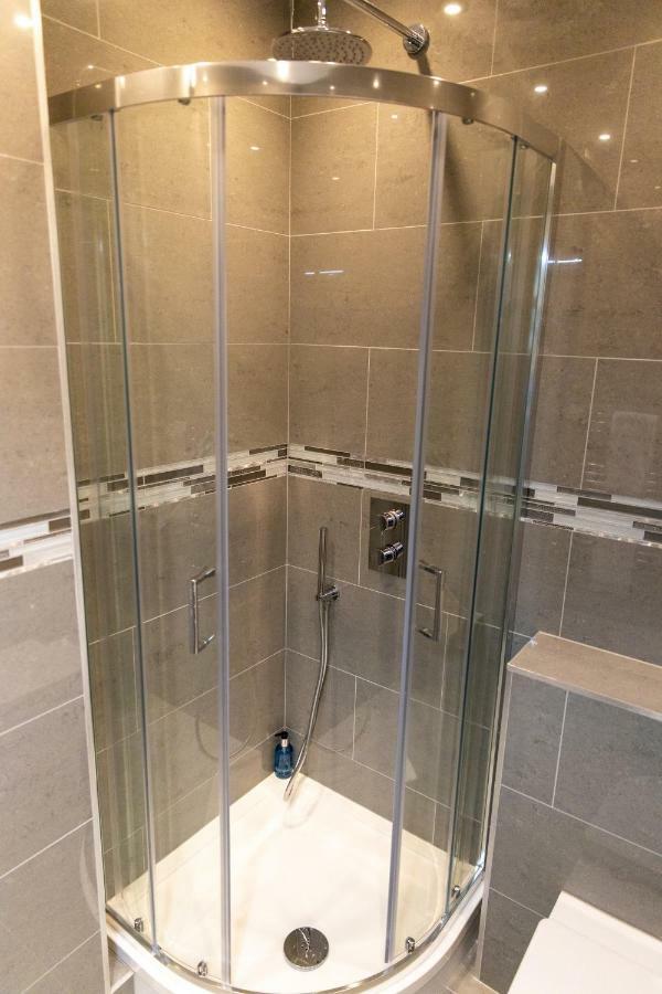 London Northwick Park Serviced Apartments By Riis Property Harrow Luaran gambar