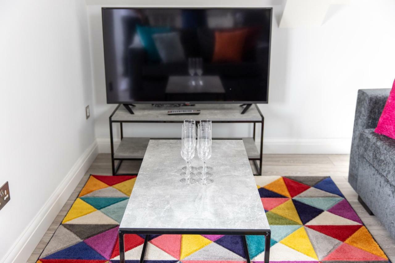 London Northwick Park Serviced Apartments By Riis Property Harrow Luaran gambar